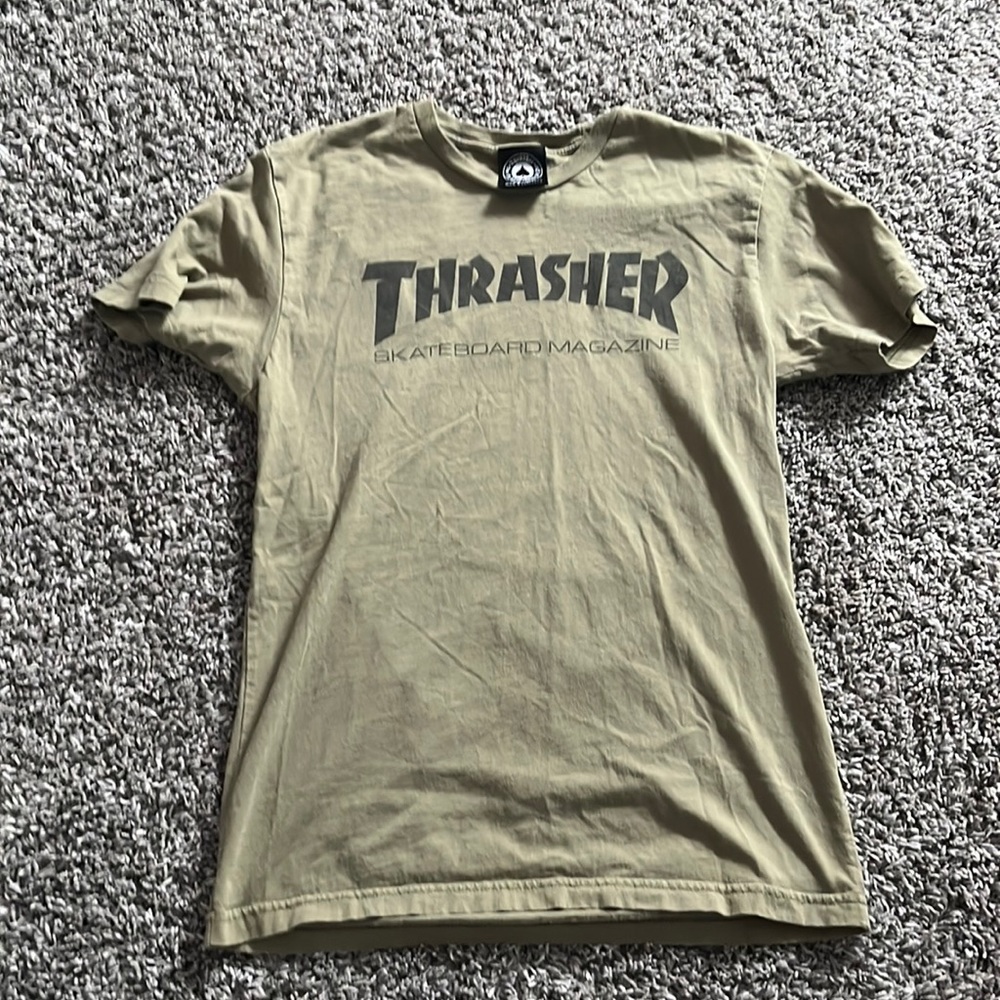 Thrasher dark green tee